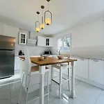 Casa Contemporaine Сasa de vacaciones