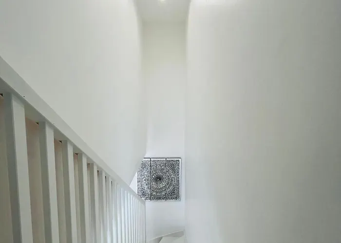 Casa Contemporaine Nyaraló *